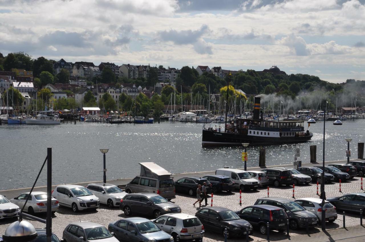 Hafenblick Vom Kapitaenshaus Apartamento Flensburg Exterior foto