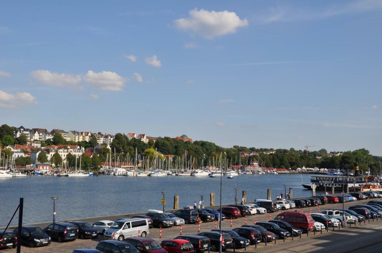 Hafenblick Vom Kapitaenshaus Apartamento Flensburg Exterior foto